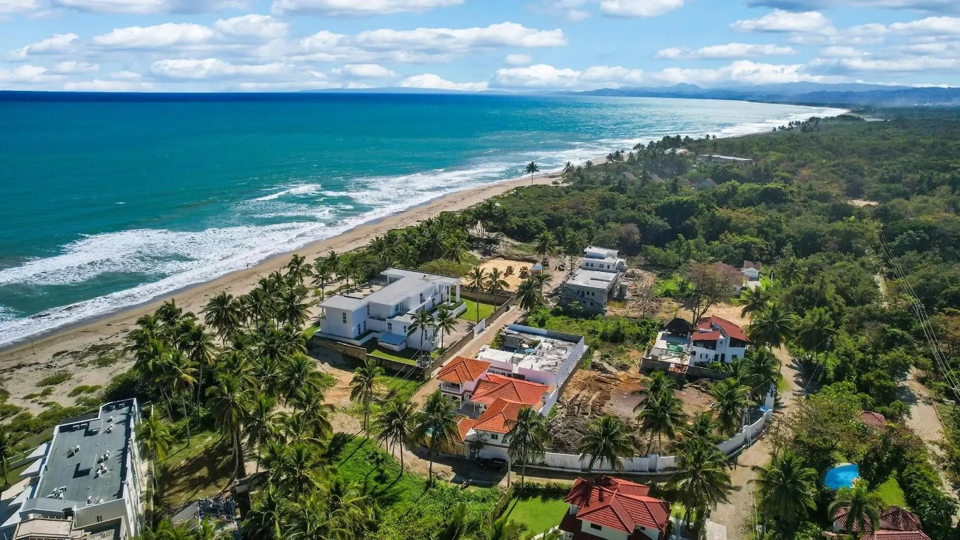 Brisas Doradas Beachfront Villa Cabarete Hotel apartamentowy