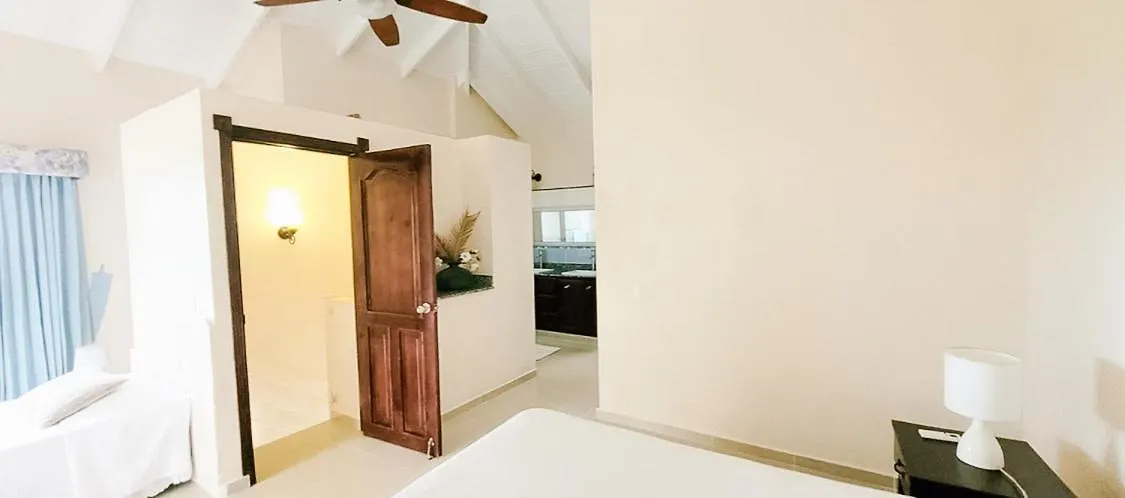 Apart Otel Brisas Doradas Beachfront Villa Cabarete