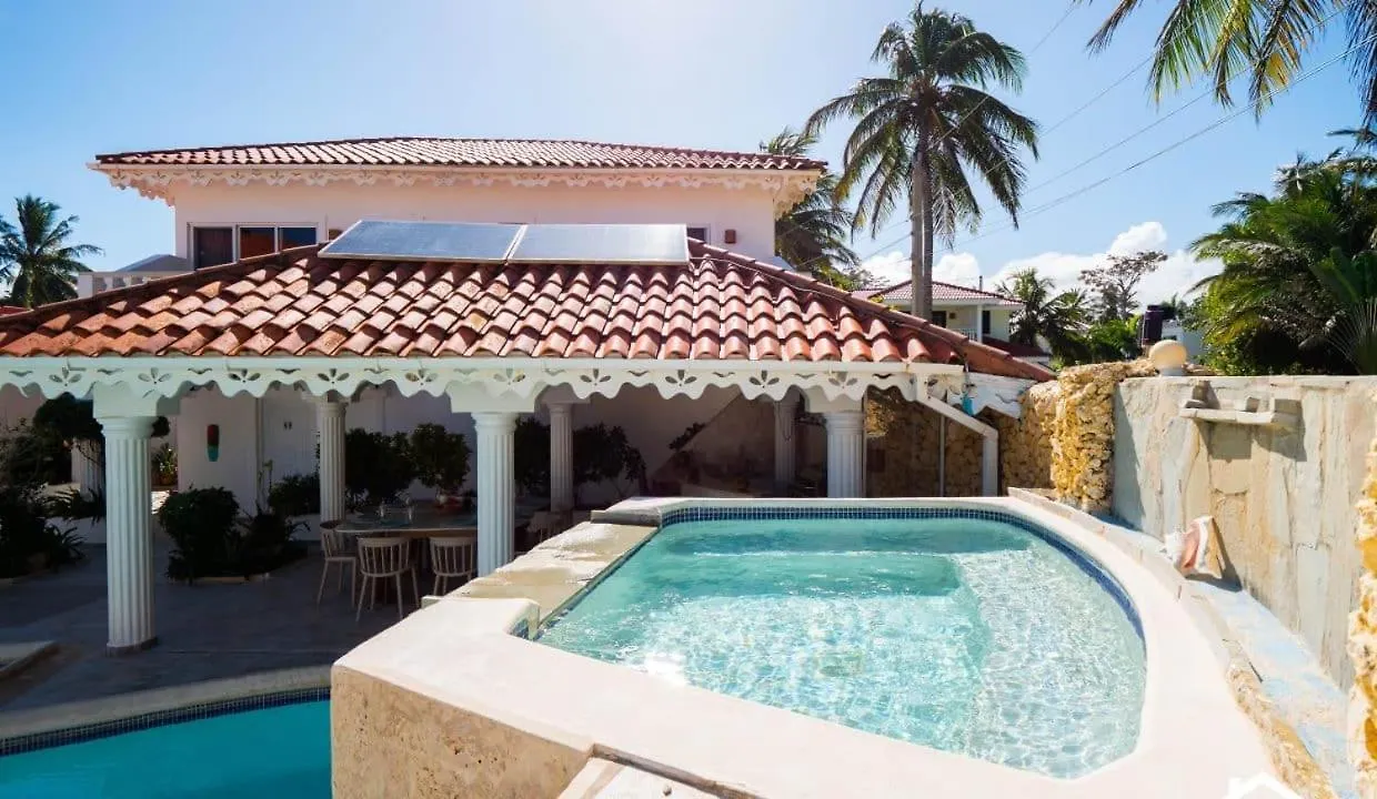 Brisas Doradas Beachfront Villa Cabarete
