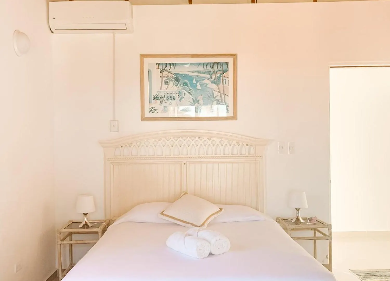 Brisas Doradas Beachfront Villa Cabarete